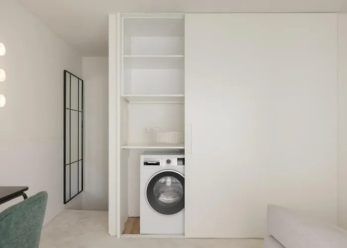 Architectural Gem In Santa Catarina Appartement Lissabon