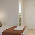 Architectural Gem In Santa Catarina Apartament Lizbona
