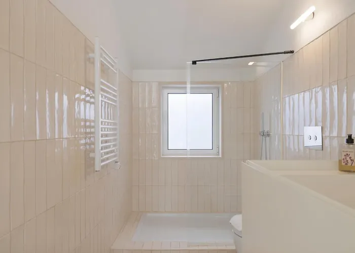 Architectural Gem In Santa Catarina Appartement Lisboa